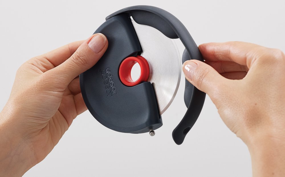 Joseph Joseph Disc Easy Clean Pizza Wheel | Grey/Red |