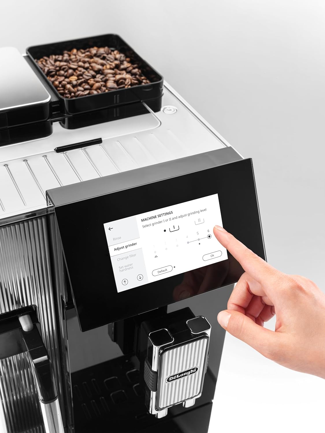 DeLonghi Maestosa Fully Automatic Coffee Machine | Built In Grinder | Touch Control Panel |