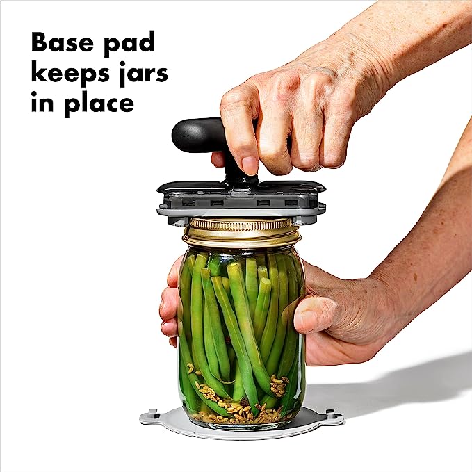 OXO Good Grips Twisting Jar Opener