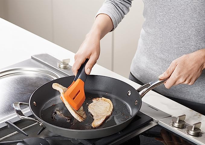 Joseph Joseph Turner Ergonomic Silicone Tongs | Orange |