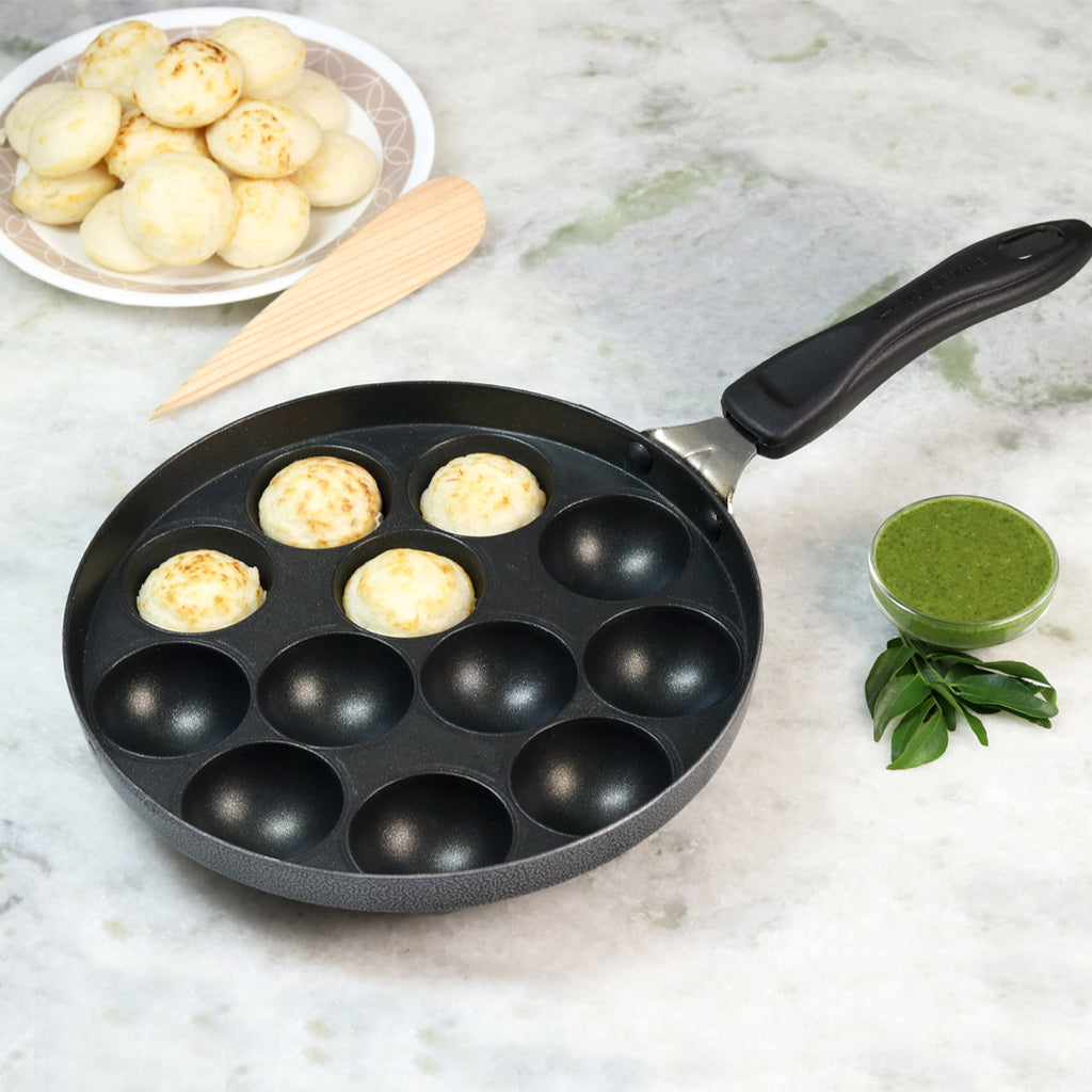 Wonderchef Non-Stick Appa Kara Cookware | 12 Cavities | Paniyaram | Appam Pan | Black |