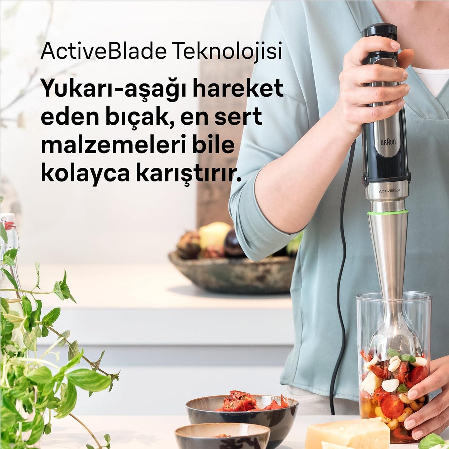 MultiQuick 7 Hand Blender with Beaker | 1000W | Black