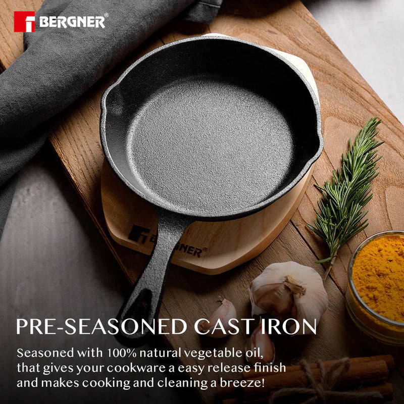 Bergner Mini Cast Iron Pan with Wooden Tray | Black | Even Heat Distribution |
